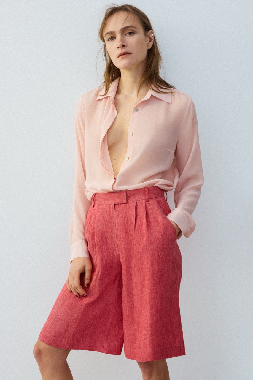 Fitted shirt in light silk
