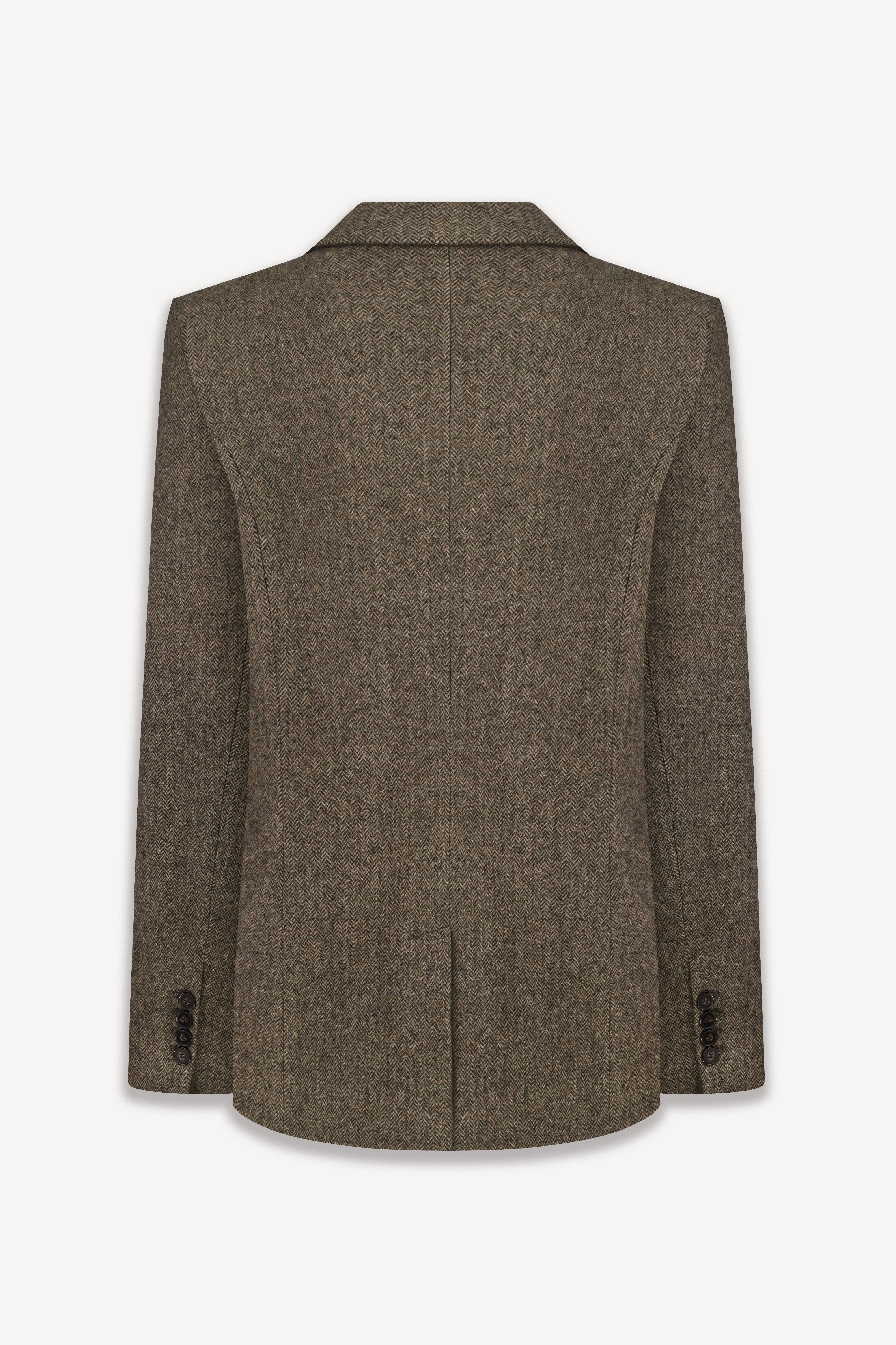 Blazer #15. Queen