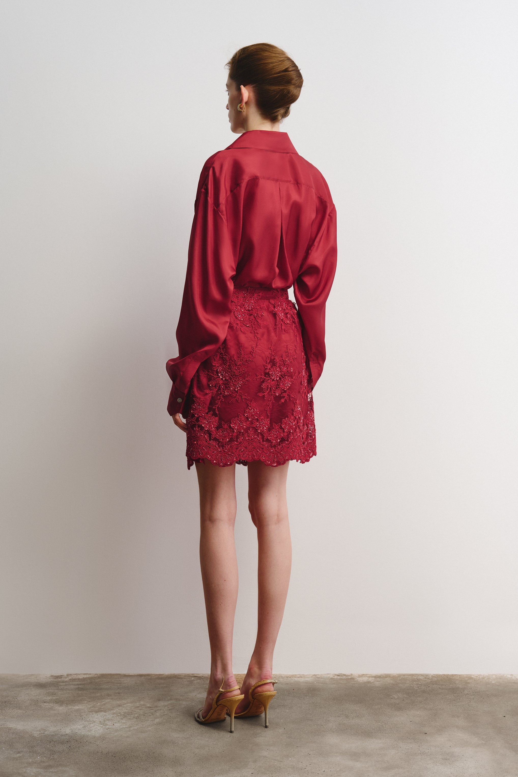 Isabelle skirt in lace and viscose lining